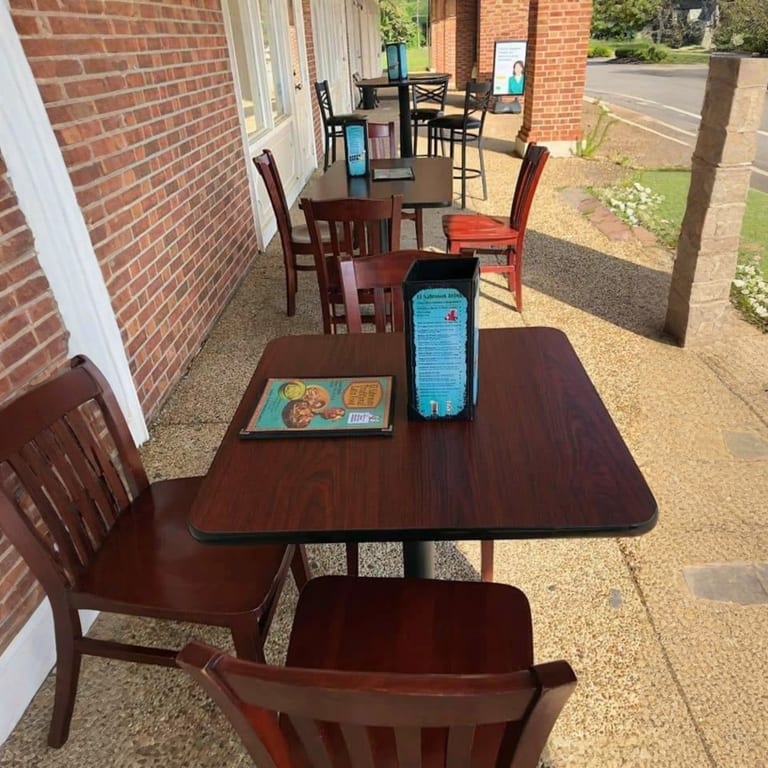 Comfortable Dining Experience